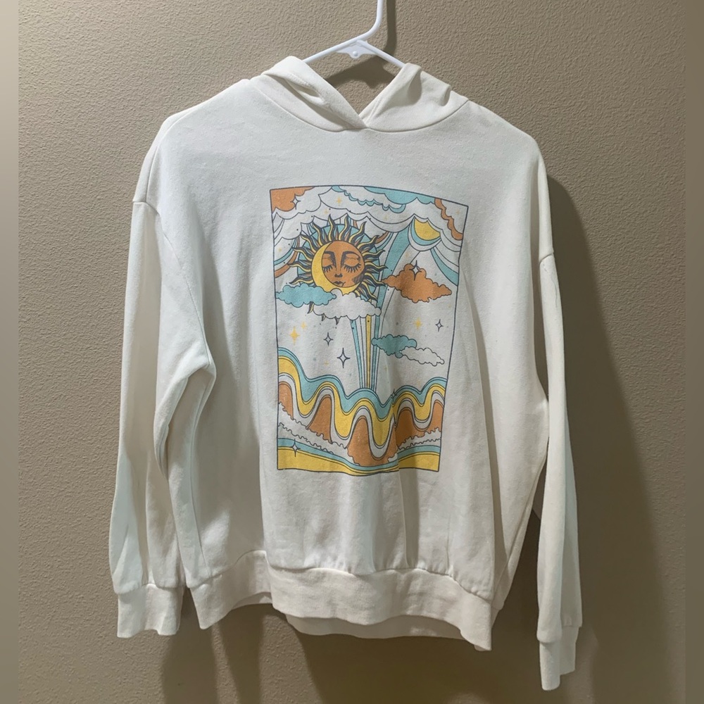 Cream sweatshirt